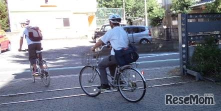 都立田無工業高校の生徒の通学風景