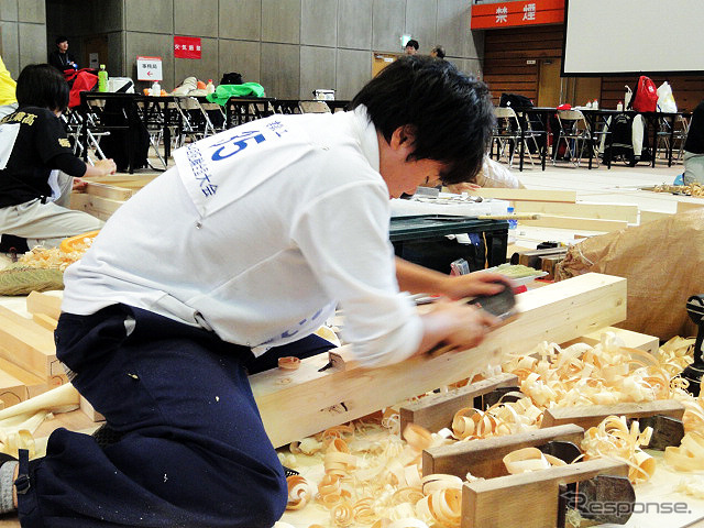 技能五輪全国大会（10月21～24日）　「建築大工」競技