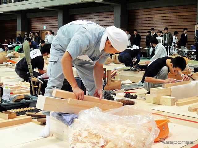 技能五輪全国大会（10月21～24日）　「建築大工」競技