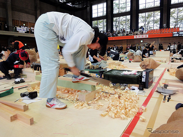 技能五輪全国大会（10月21～24日）　「建築大工」競技