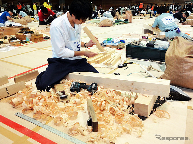 技能五輪全国大会（10月21～24日）　「建築大工」競技