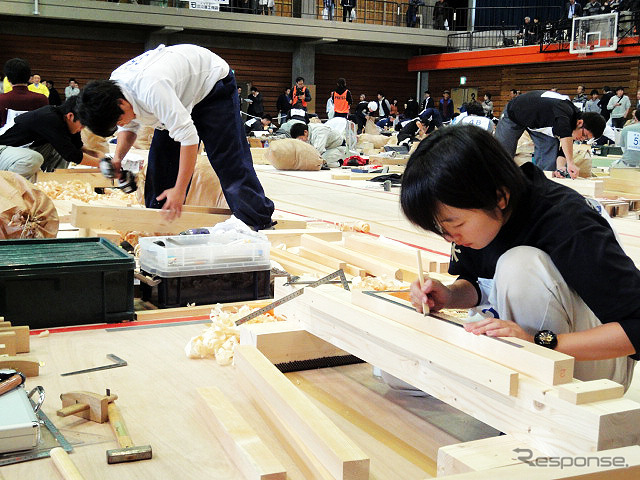 技能五輪全国大会（10月21～24日）　「建築大工」競技