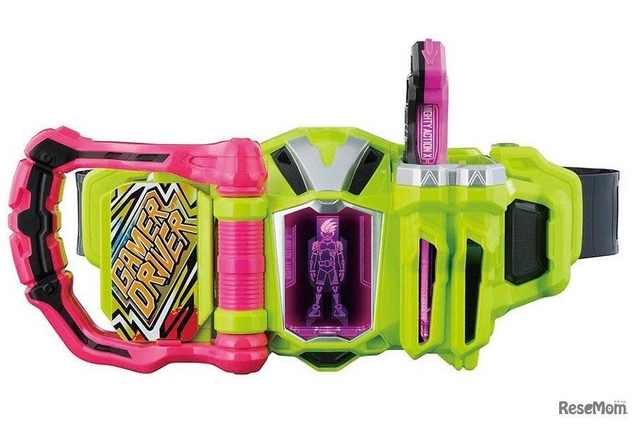 仮面ライダーエグゼイド 変身ベルトDX ゲーマドライバー（バンダイ）