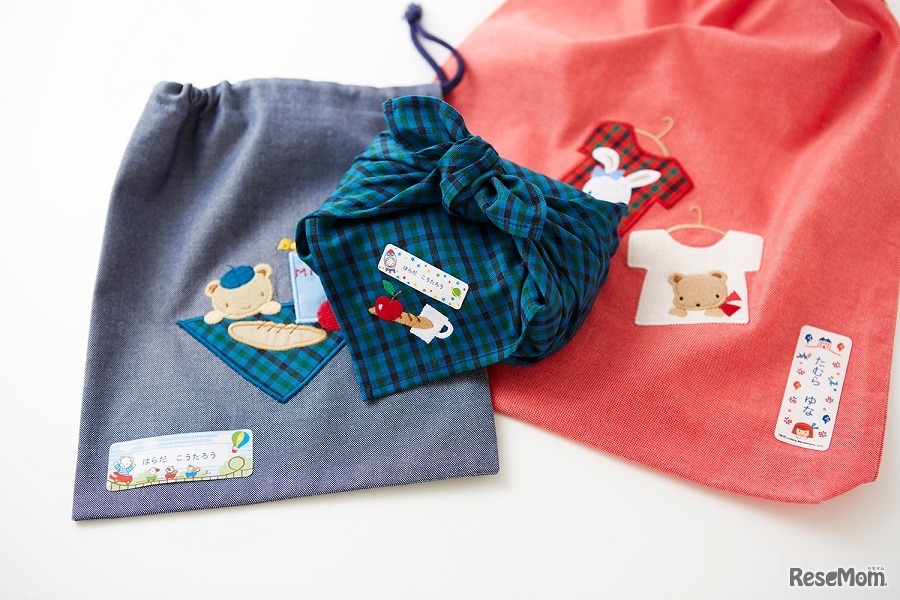 プリントネームは、アイロンで熱を加えるだけでぴったり接着できる