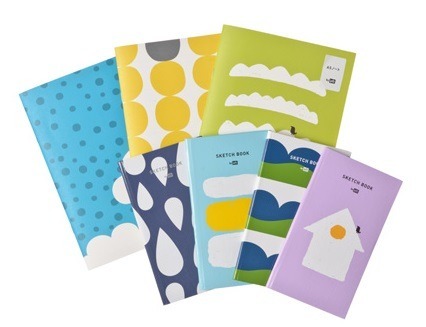 携帯に便利サイズのノート