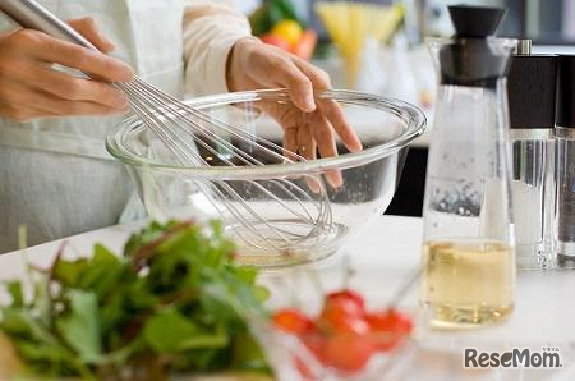 大学教授・ショコラティエ・料理研究家・生産者・料理長が、酢の新しい魅力をラボスタイルで。酢の実験室＆酢会席を味わう会を開催