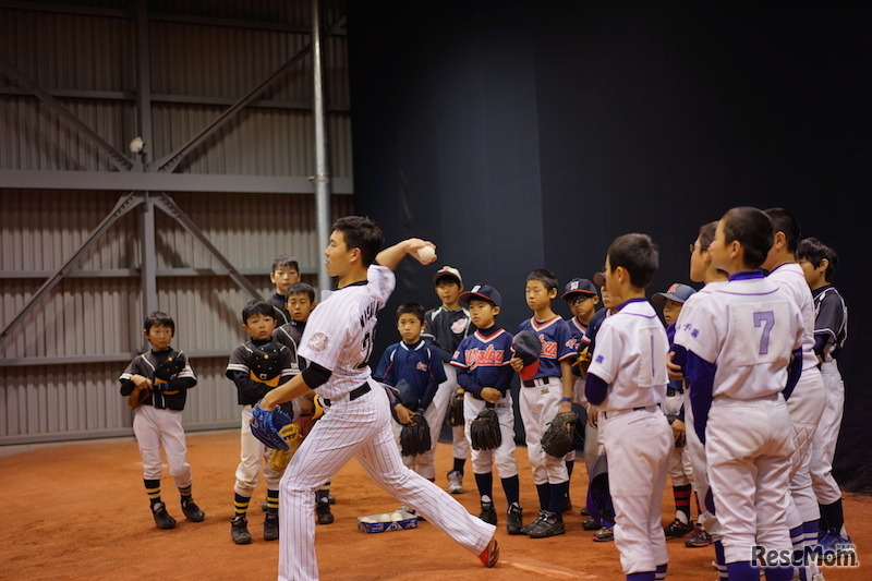 2015年度少年野球教室のようす　(C) C.L.M.