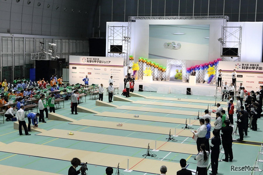 実技競技（2）CDカー：アッピンを早く目的地に到着させる