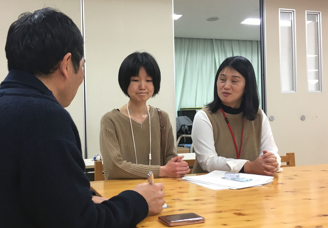 高井戸小学校でのインタビュー風景
