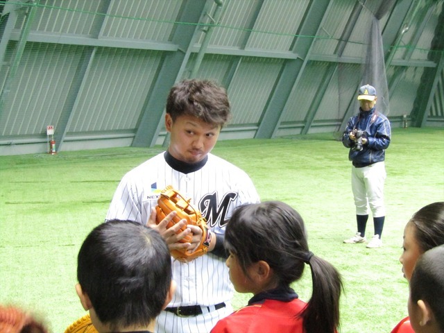 ネクソン×千葉ロッテ野球教室（2016年12月4日）