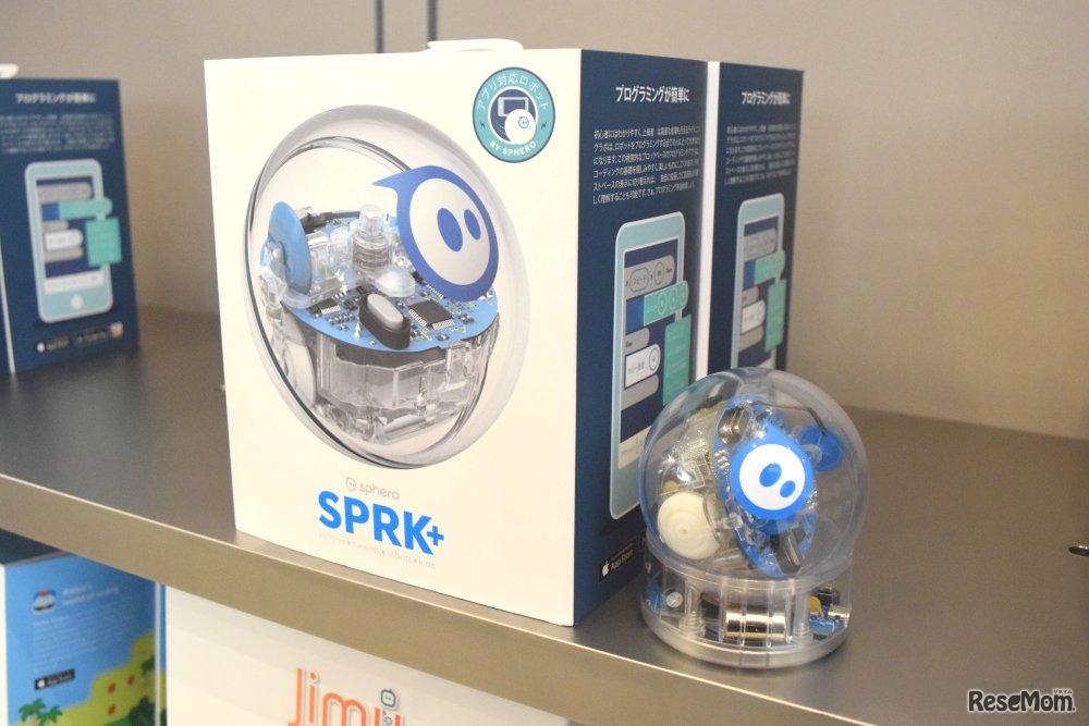 Apple Store表参道で販売されているスマートトイ「SPRK+」