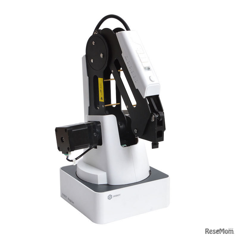 ロボットアーム「Dobot Arm Entry model」