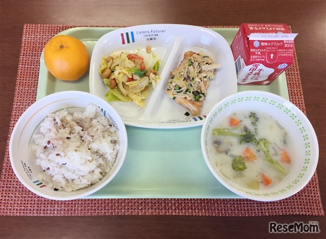 とり肉のきのこソースかけ給食（1月提供の冬献立）