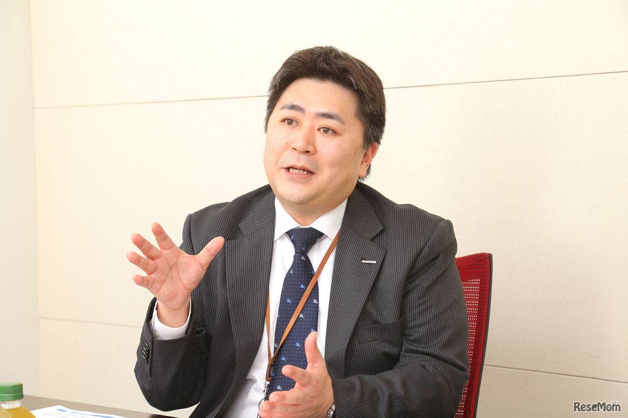 こども英語教室事業部 部長 高橋勝氏