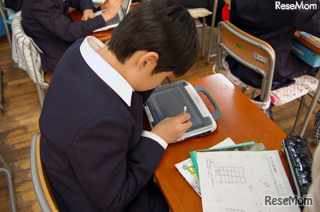 記録用紙を参考に星の動きを入力