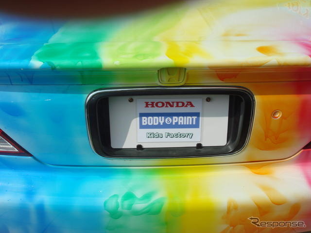 ホンダカーズ栃木 インターパーク店の展示風景