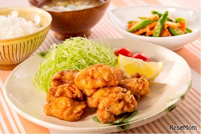 「美味しいから揚げの作り方を学ぶ」など12種類のテーマ・メニューを開講