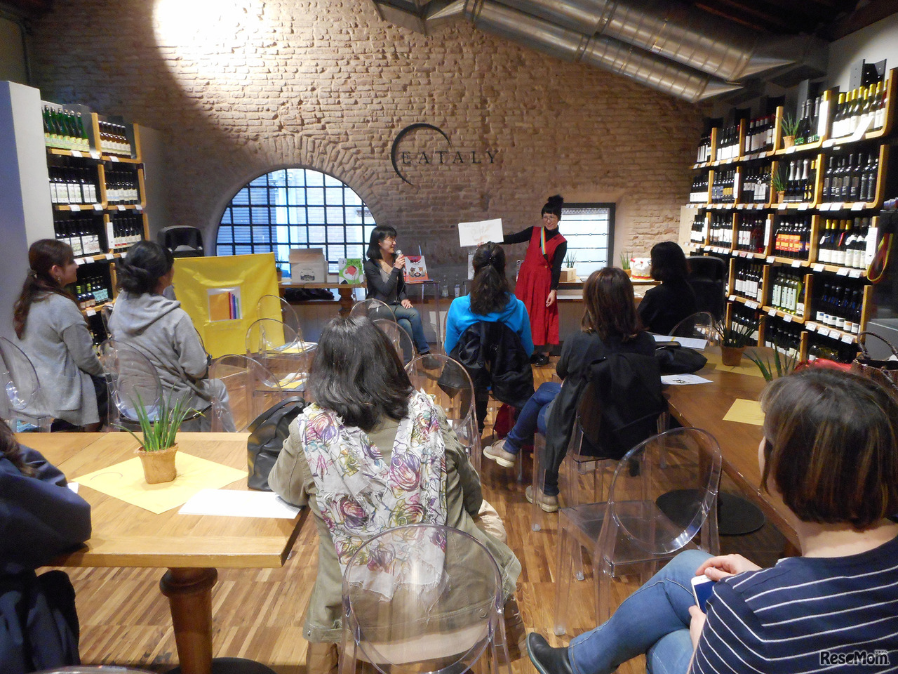 レストランEatalyでのニジノ絵本屋読み聞かせイベント