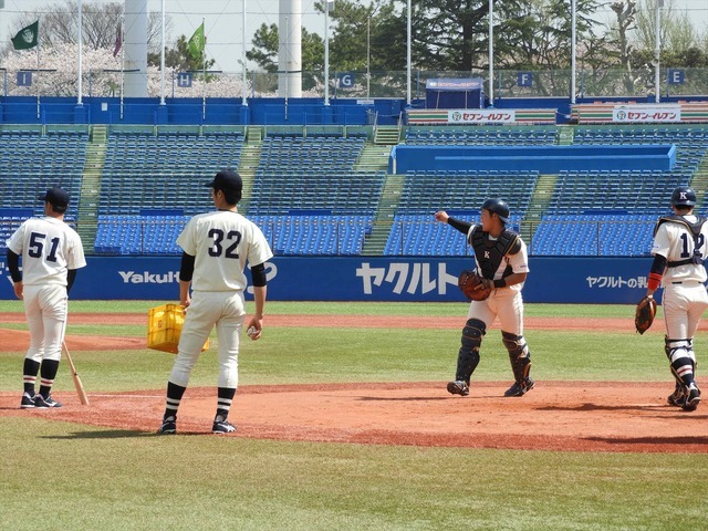 シートノックに入る國學院大