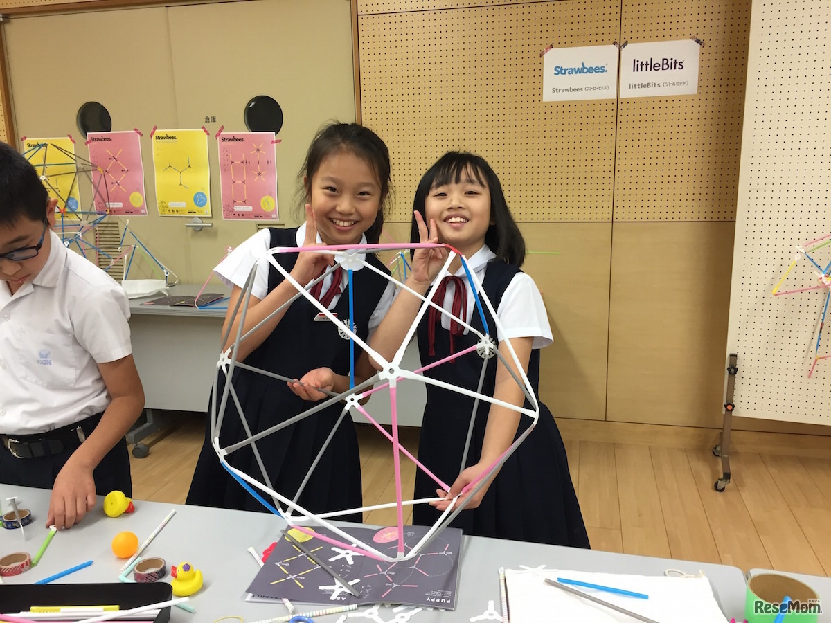 出展コンテンツ「Strawbees（ストロービーズ）」