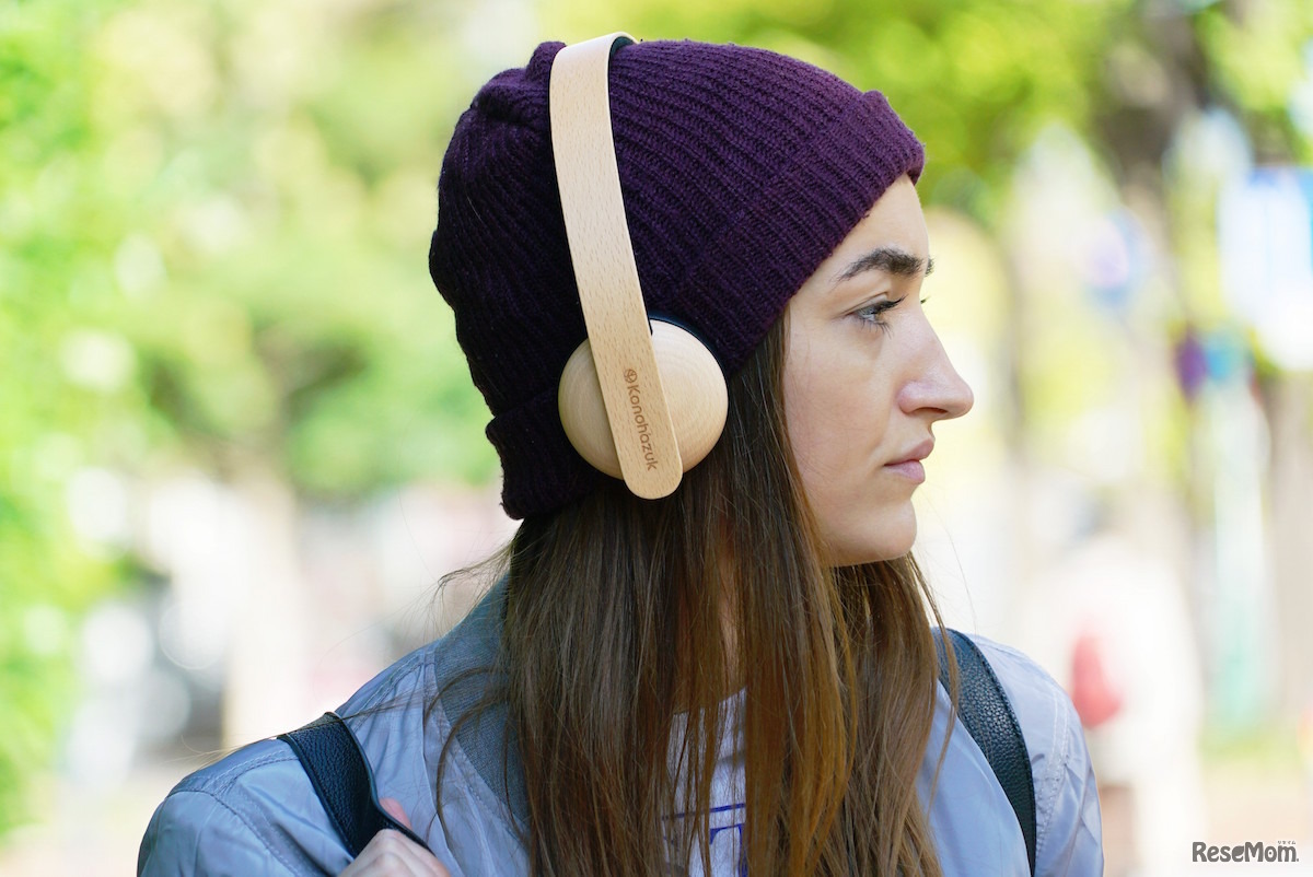 出展コンテンツ「木のヘッドフォン」