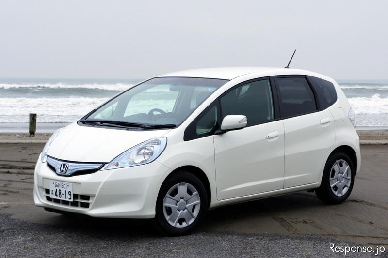 ホンダ フィットHV