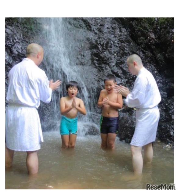 水行体験（2016年のようす）