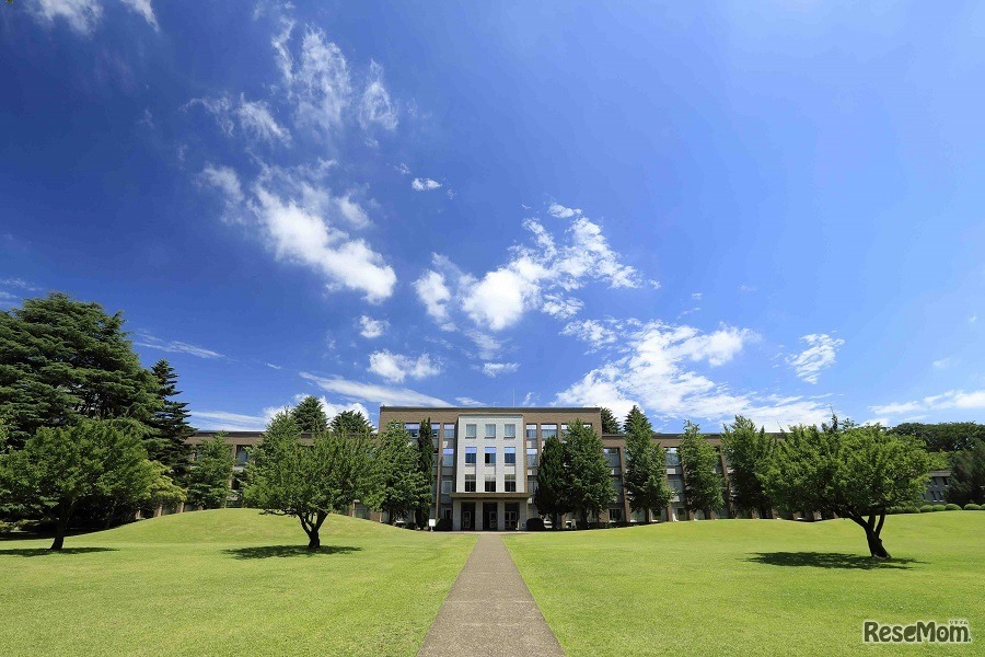 国際基督教大学（ICU）