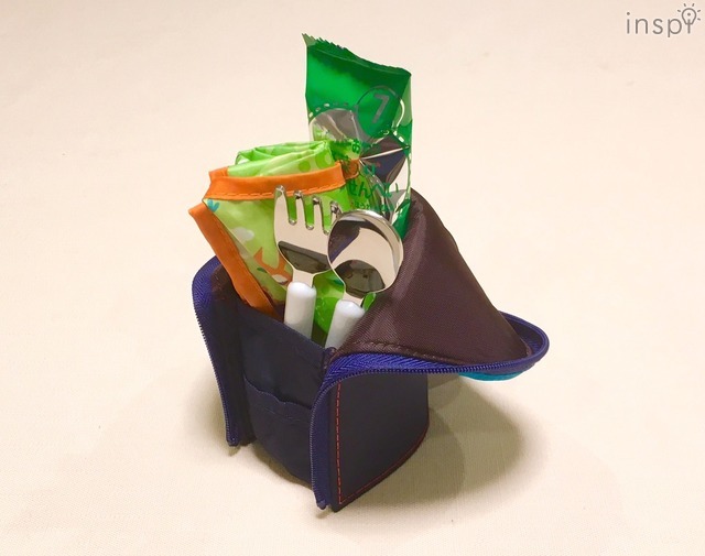 エプロン、スプーン、おやつなどがすっぽり収まります