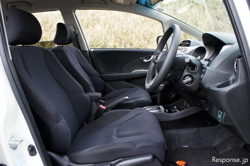 ホンダ フィットHV