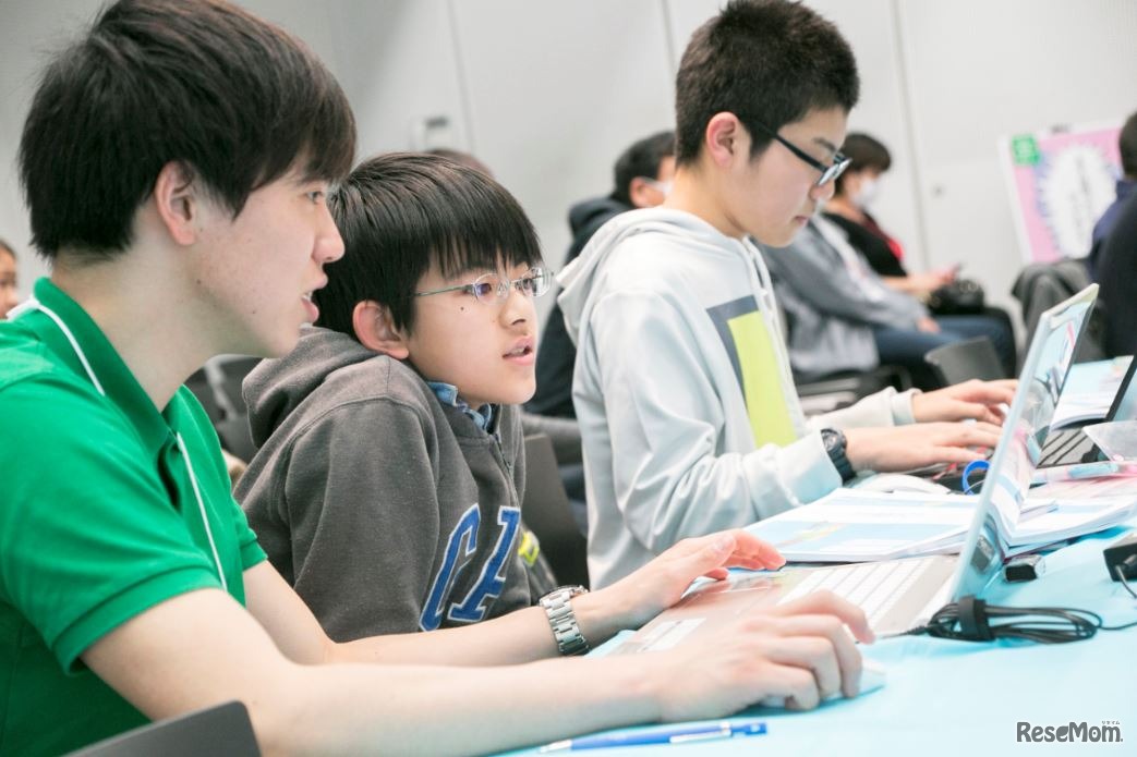 プログラミングキャンプのようす