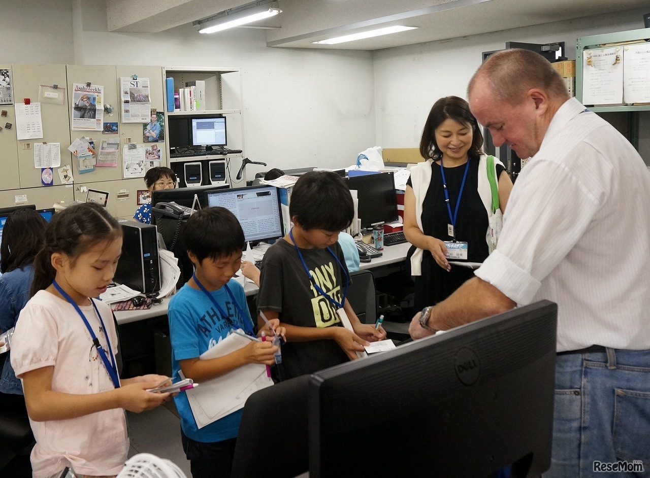 FIF　新聞報道の最前線2017「毎日新聞で新聞づくりの現場をみてみよう！」　毎日新聞東京本社で実施している社内見学のようす