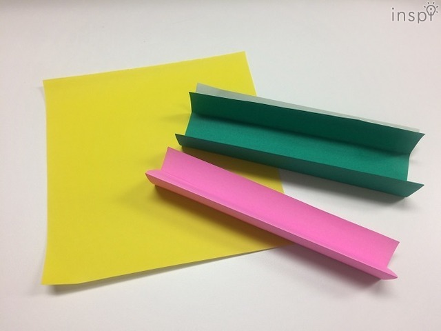 七夕輪飾り1-（折り紙を４等分に折る）