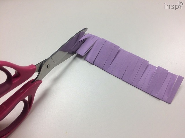 七夕天の川1-（折り紙を３等分折り左右から切る）