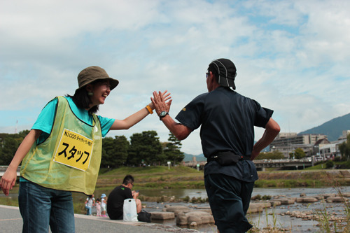 ランニングで子どもたちを支援する「NICCOチャリティ・ラン鴨川」10月開催