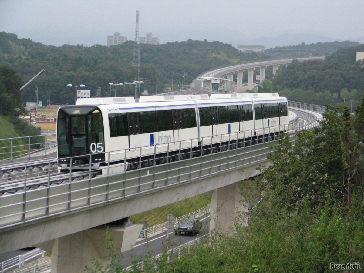 東部丘陵線「リニモ」