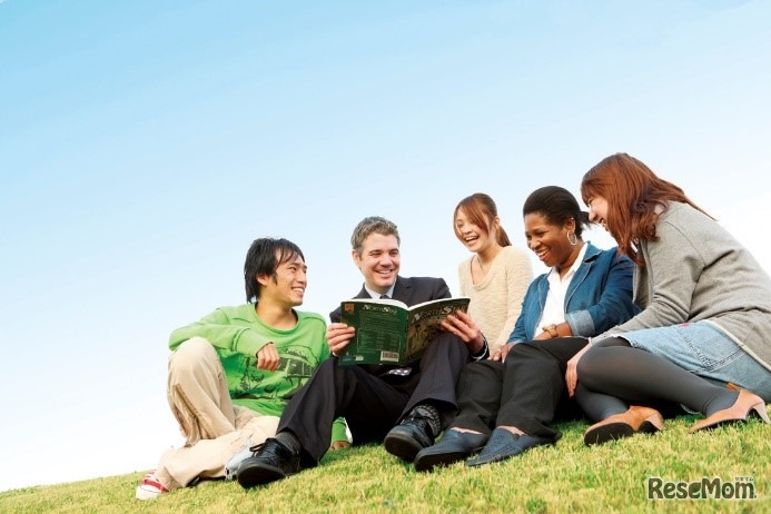 大手前学園通信教育部による学歴に関する調査