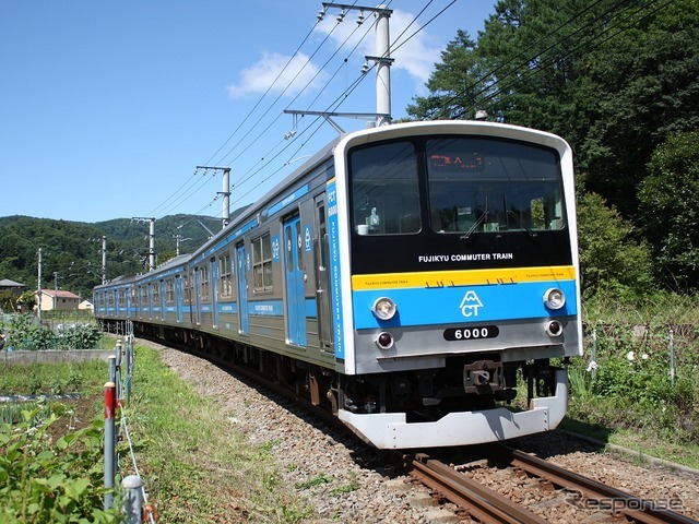 富士山麓の鉄道路線を運営する富士急行も「パーミル会」に参加している。
