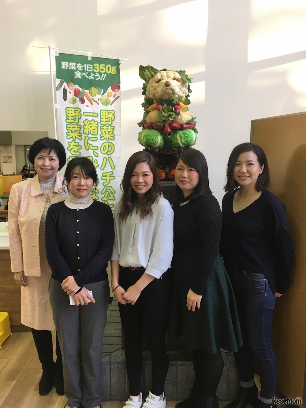 メニューを考案した愛国学園短大生（ビストロ アスリート with カムラッドにて）