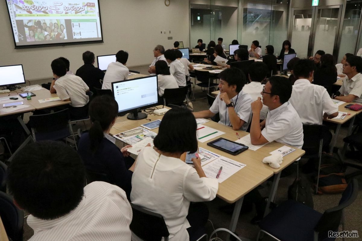 横浜市小学校情報・視聴覚教育研究会によるプログラミング教育研修セミナー