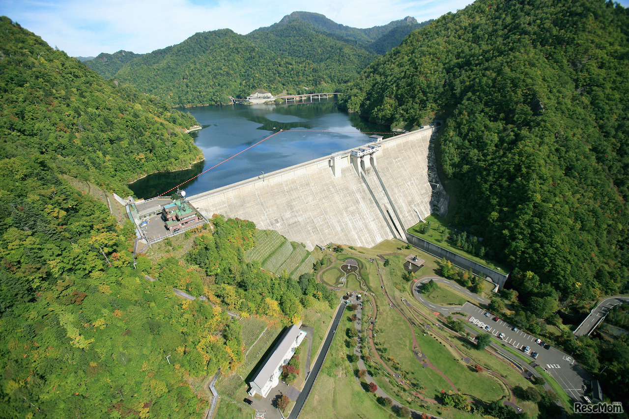 定山渓ダム (c) 国土交通省北海道開発局