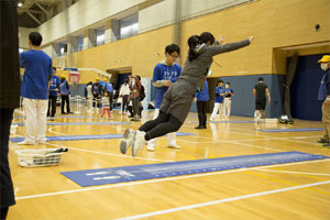 懐かしの50m走や反復横跳びに挑戦！「オトナのスポーツテスト」開催