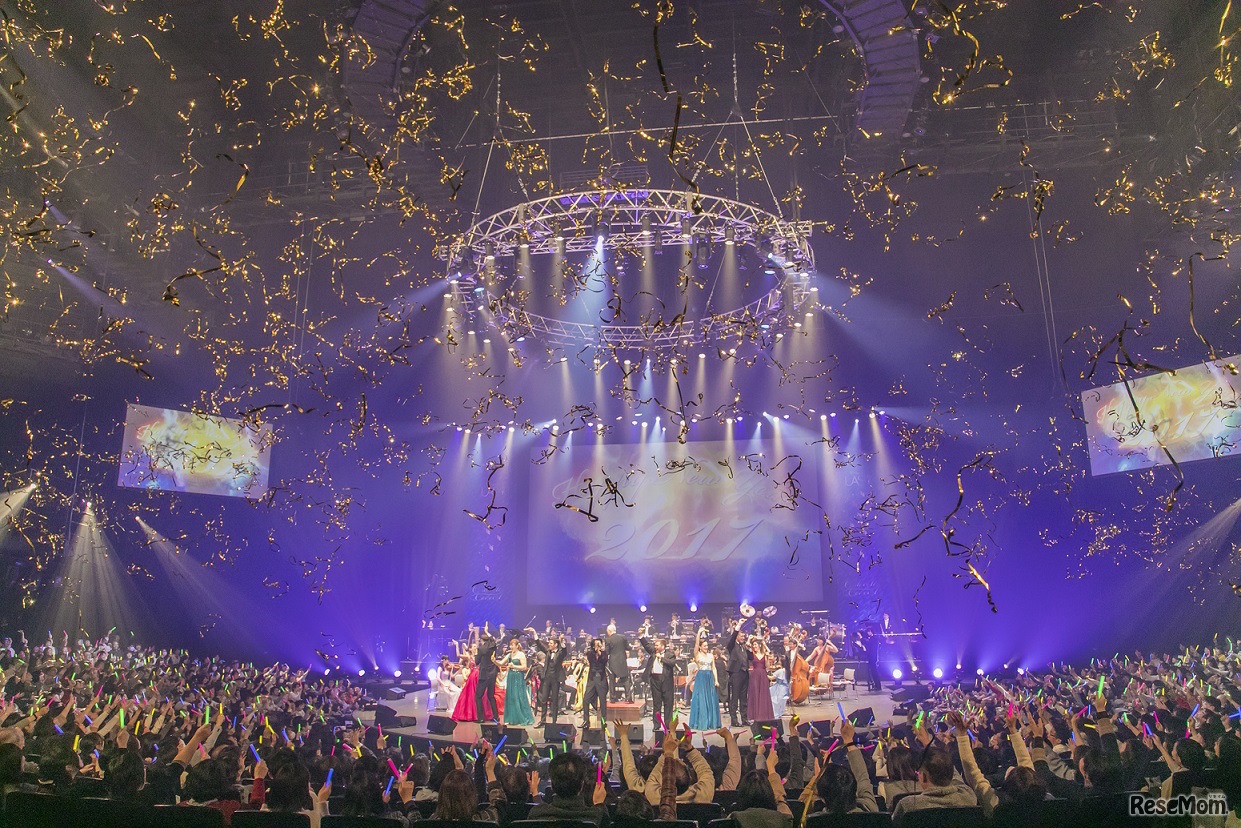 2016／2017公演のようす　協力：講談社 月刊「ディズニーファン」