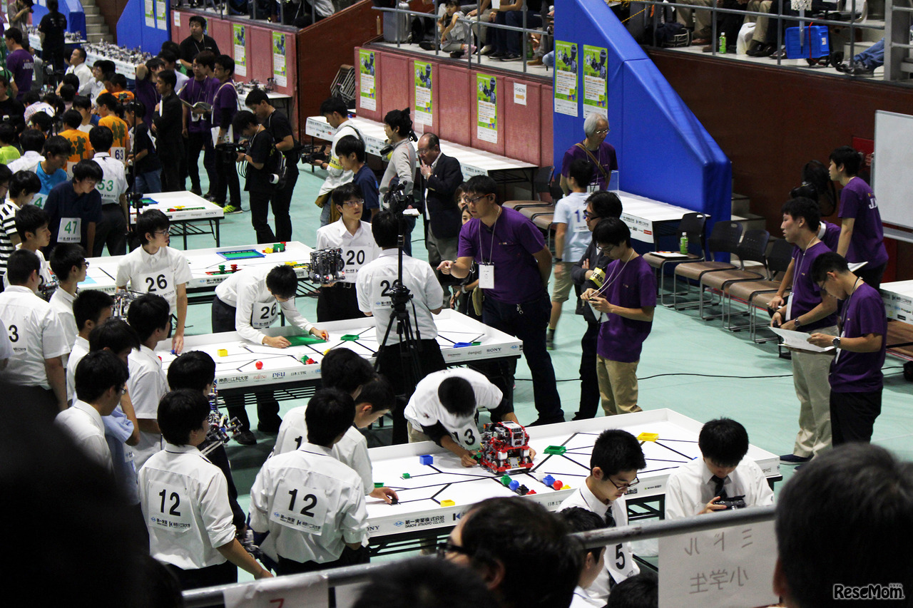 9月17日、東京・有明のBumB東京スポーツ文化館で行われた「WRO Japan2017」のようす