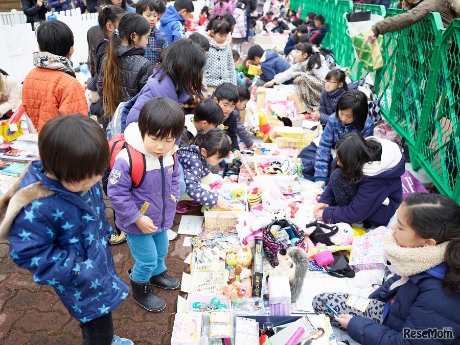 売るのも買うのも子どもだけ