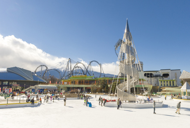 富士急ハイランド屋外スケートリンク、日本一早い10/20オープン