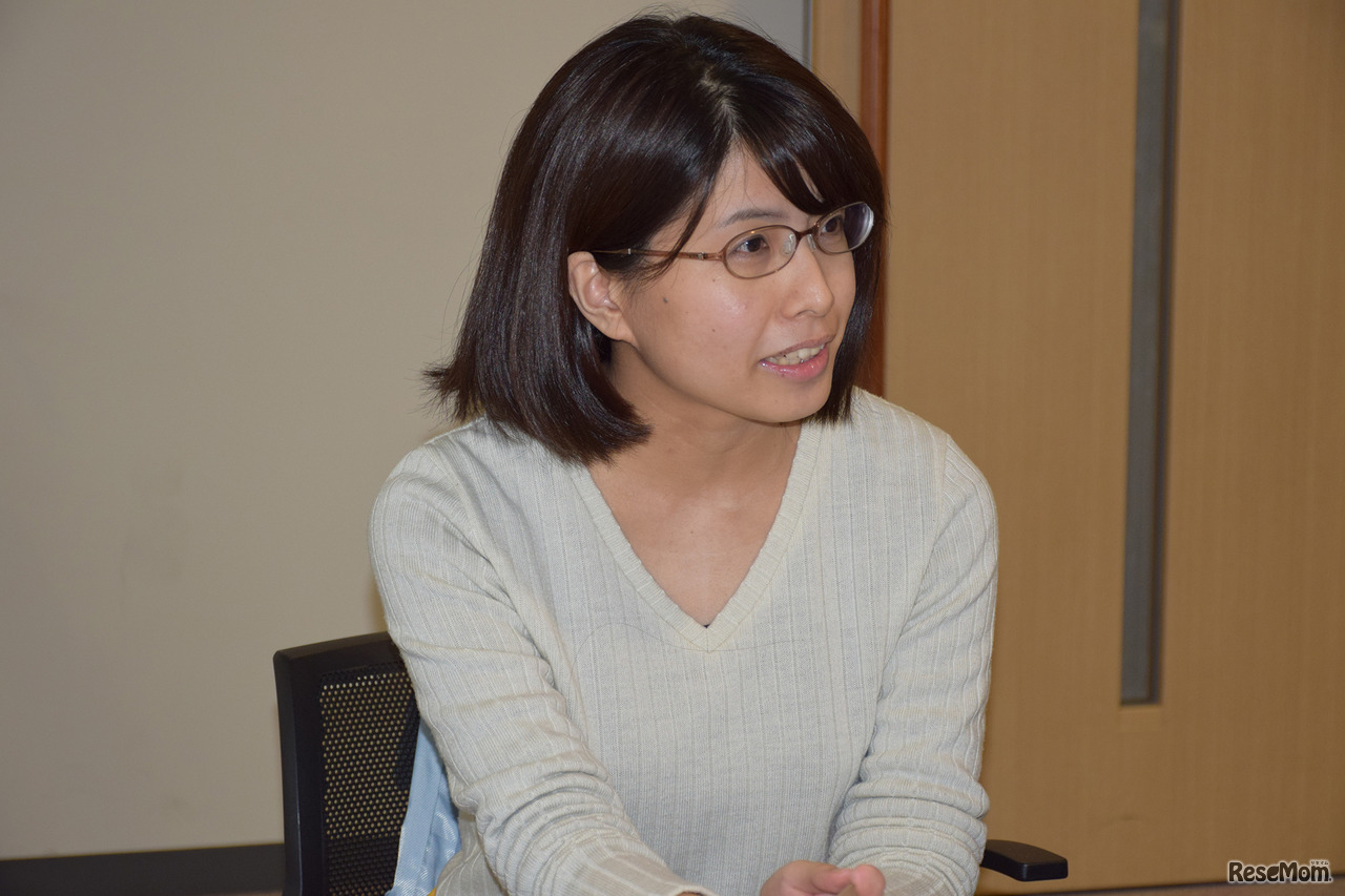 東京大学 柏キャンパス 一般公開2017／「未来をのぞこう！」ティータイムのようす…勝田真由美さん（東京大学 空間情報科学研究センター 卒業生／現職：ヤフー株式会社）