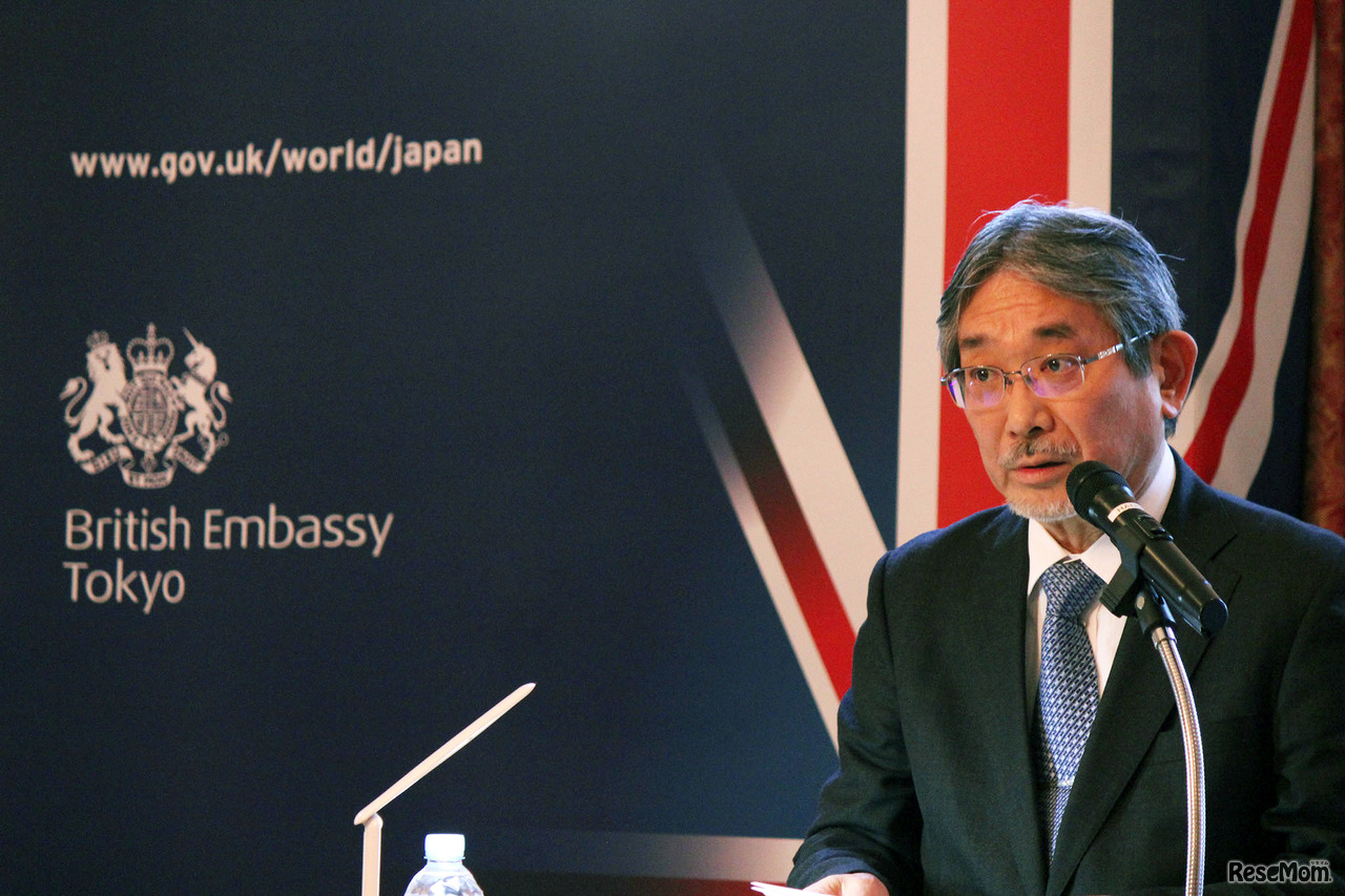 東京外国語大学の立石博高学長