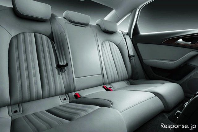 アウディ A6新型