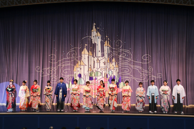 千葉県浦安市「平成29年度浦安市成人式」／東京ディズニーランド